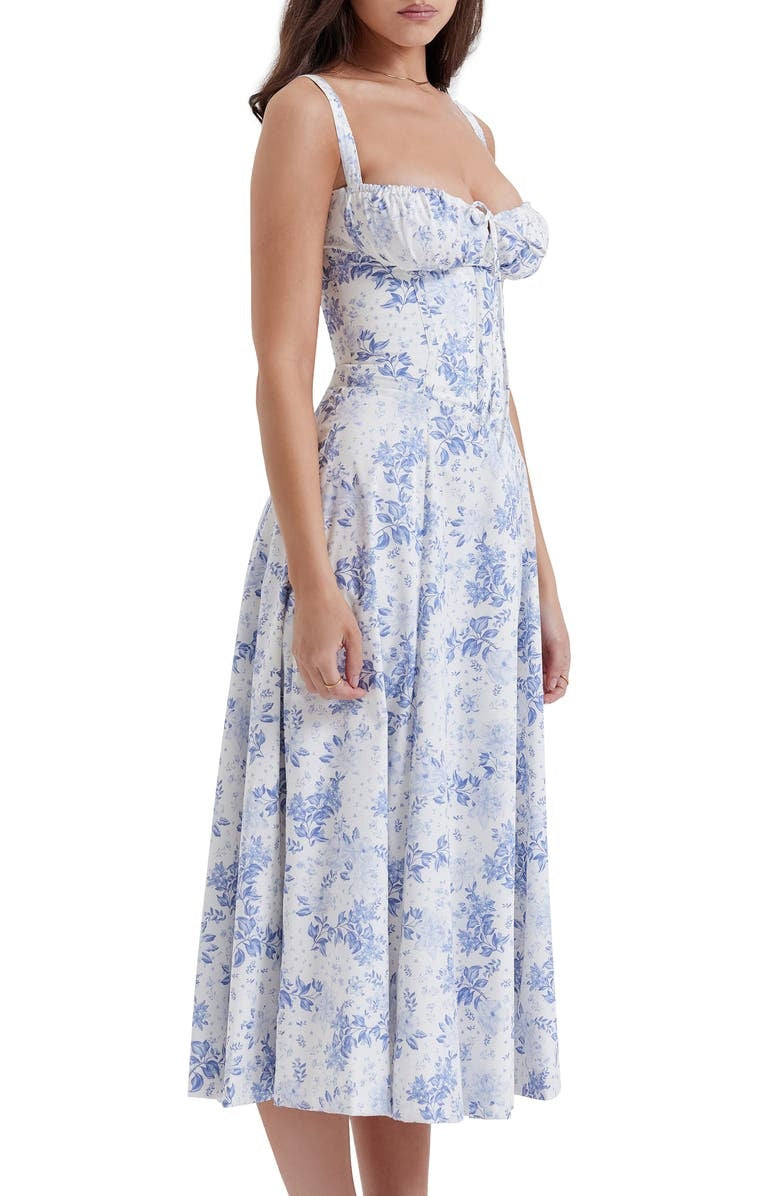 Daisy - Elegant Waist-Shaping Dress