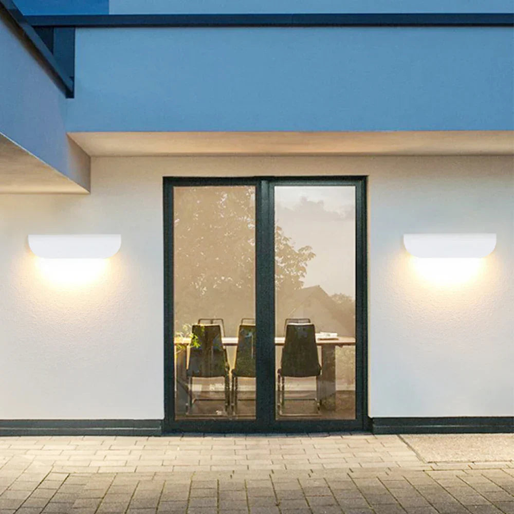 CascadeSpot - Lampe murale étanche pour bâtiments